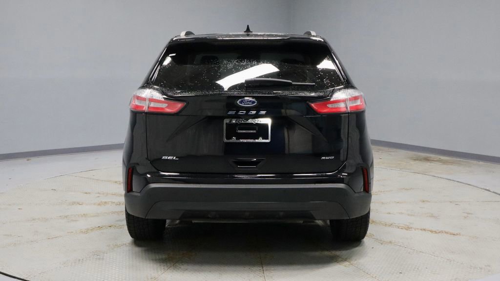Certified 2024 Ford Edge SEL w/ Sport Appearance Package AWD/4WD image 4