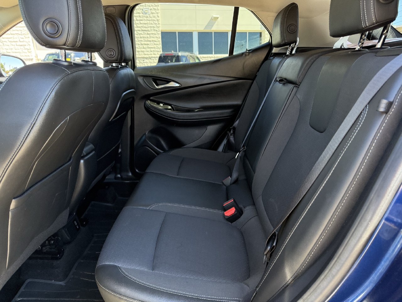 Used 2023 Buick Encore GX Select FWD image 28