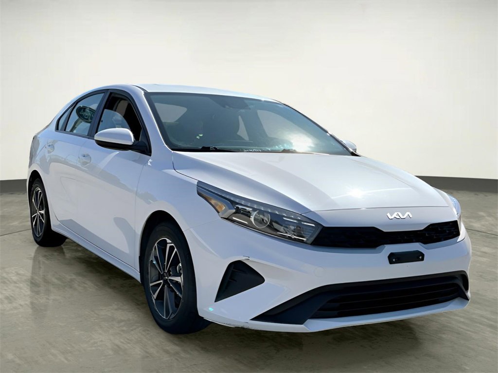 Used 2024 Kia Forte LXS image 13