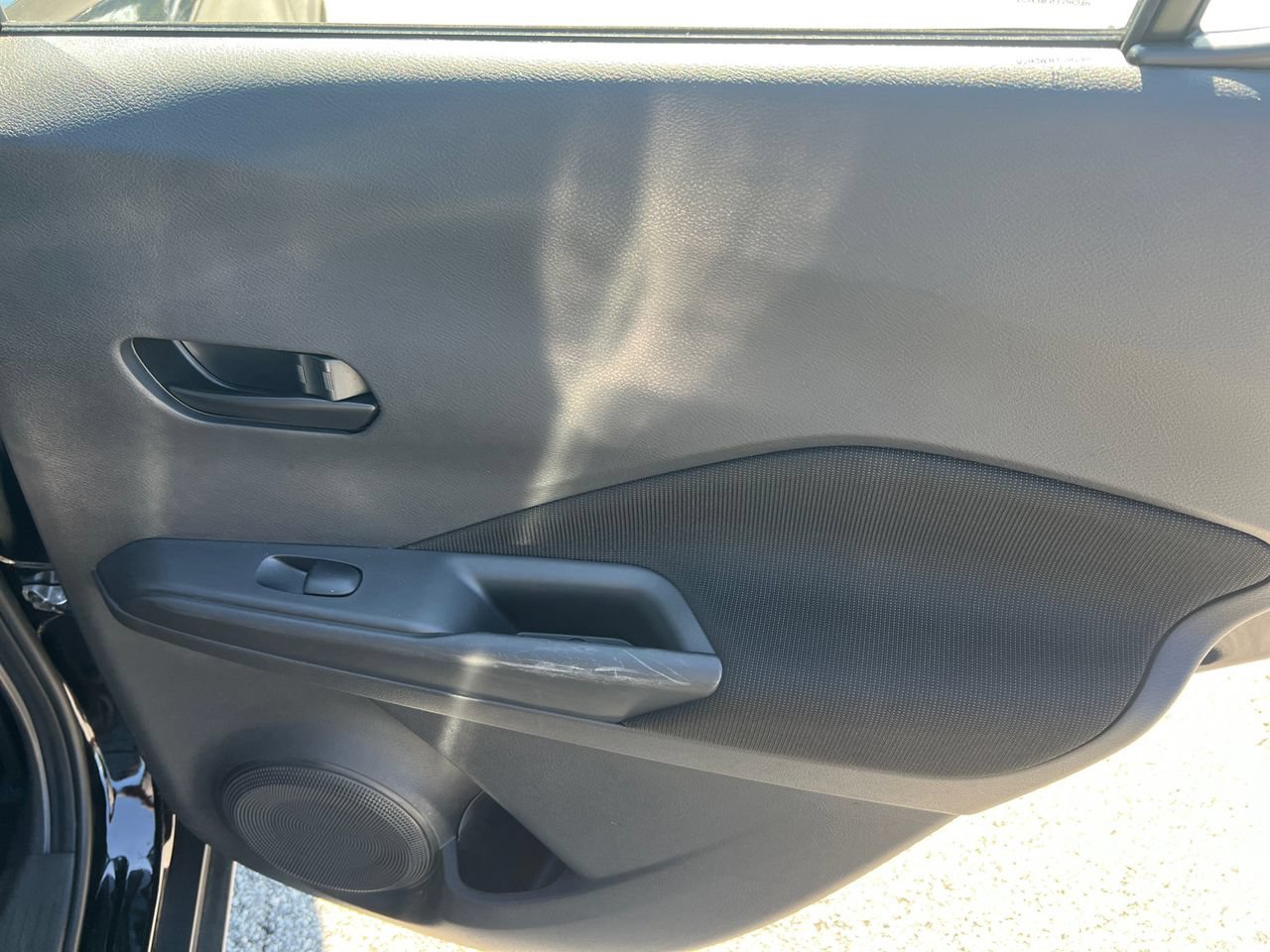 Used 2022 Nissan Kicks S FWD image 18