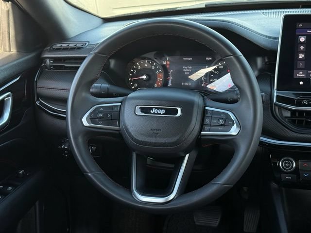 Used 2023 Jeep Compass Trailhawk AWD/4WD image 6
