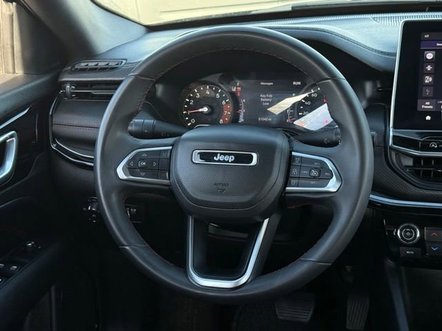 Used 2023 Jeep Compass Trailhawk AWD/4WD image 6