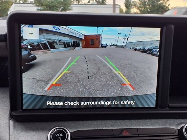 Certified 2023 Ford Maverick XLT w/ XLT Luxury Package FWD image 9
