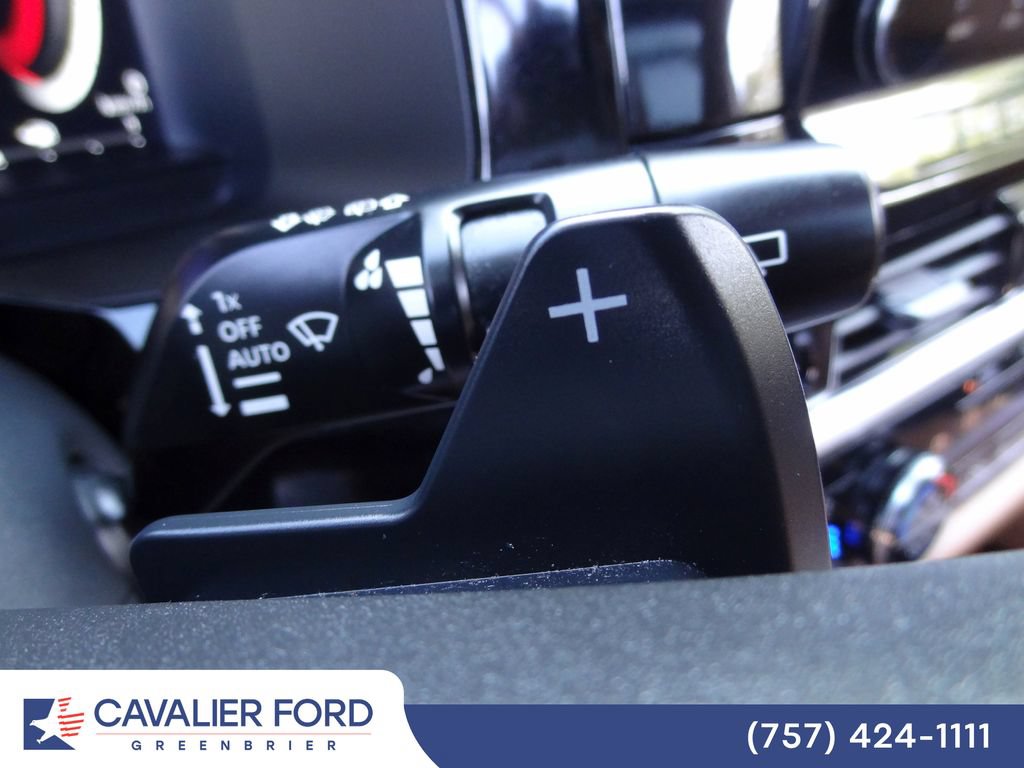 Used 2024 Nissan Pathfinder Platinum AWD/4WD image 26