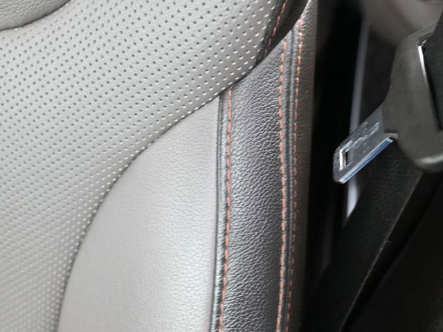 Used 2019 Hyundai Santa Fe Limited image 13