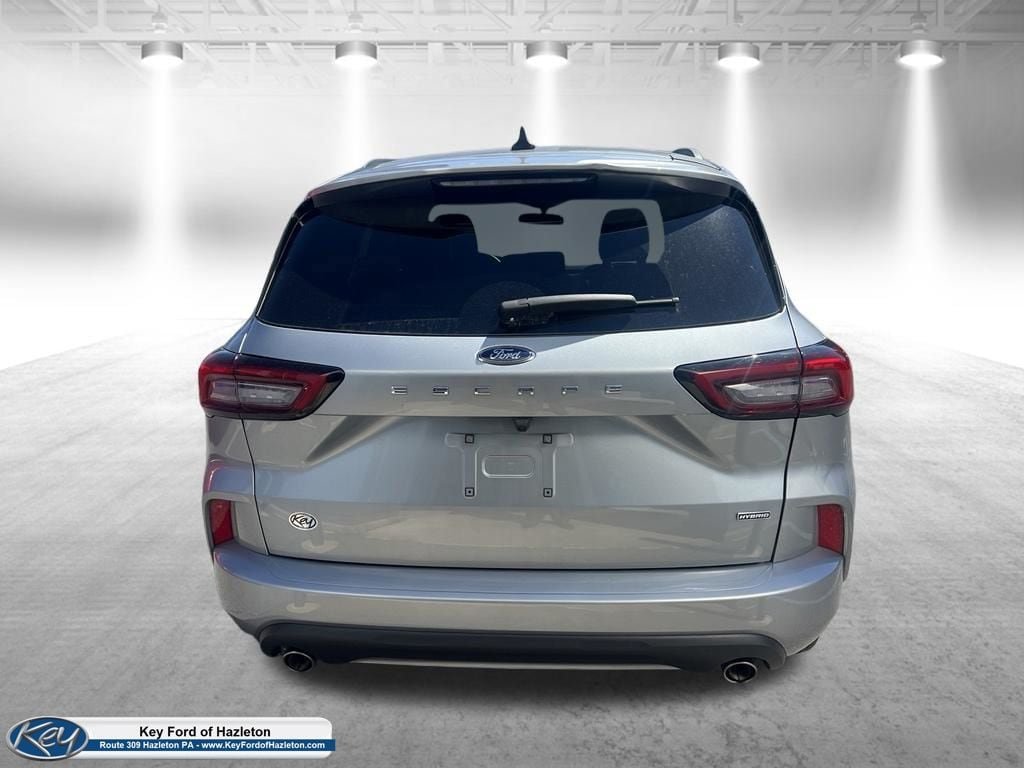 Certified 2024 Ford Escape ST-Line w/ Equipment Group 301A FWD image 9