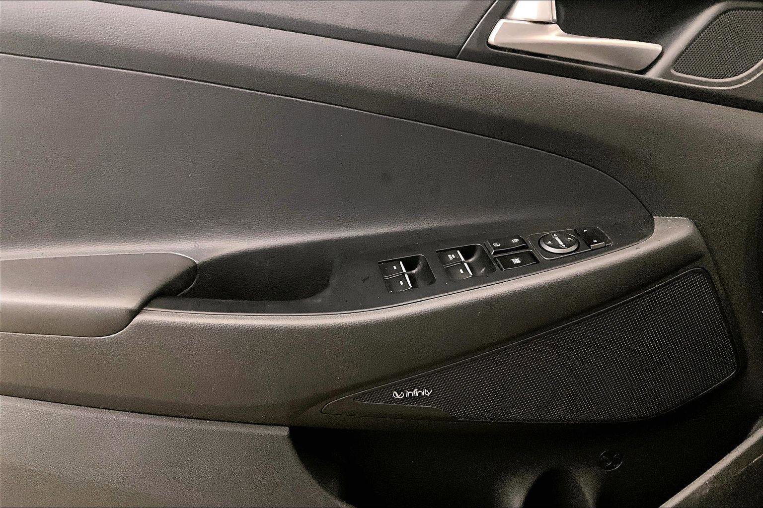 Used 2019 Hyundai Tucson Limited w/ Cargo Package image 22