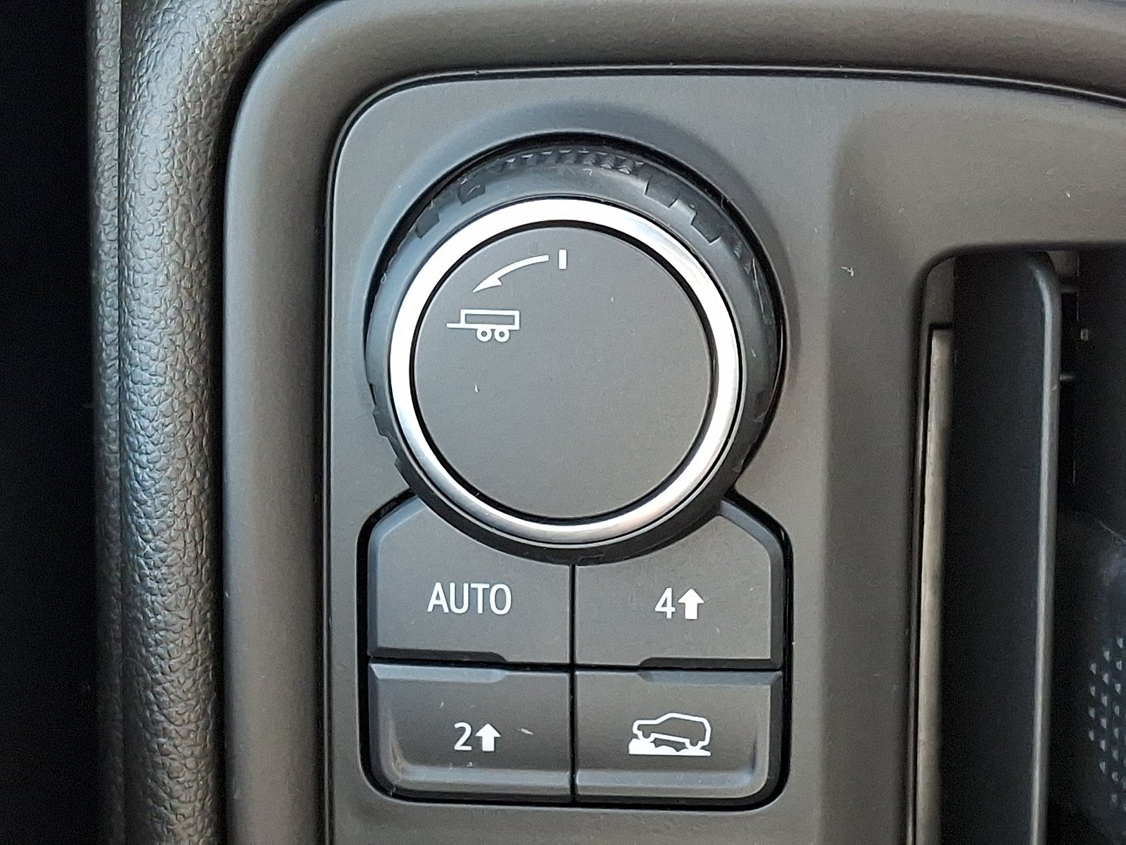 Used 2025 Chevrolet Silverado 1500 Custom AWD/4WD image 24