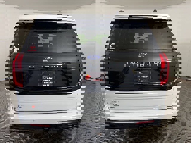 Certified 2025 Ford Expedition Active image 4