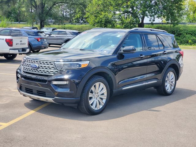 Certified 2021 Ford Explorer Limited w/ Equipment Group 301A AWD/4WD image 2