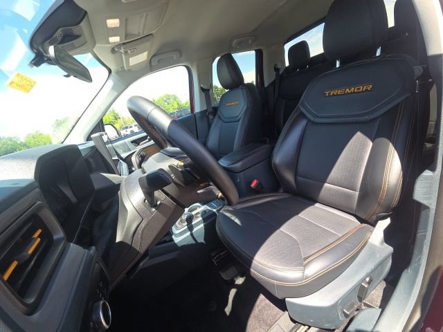 Certified 2025 Ford Maverick Tremor AWD/4WD image 21