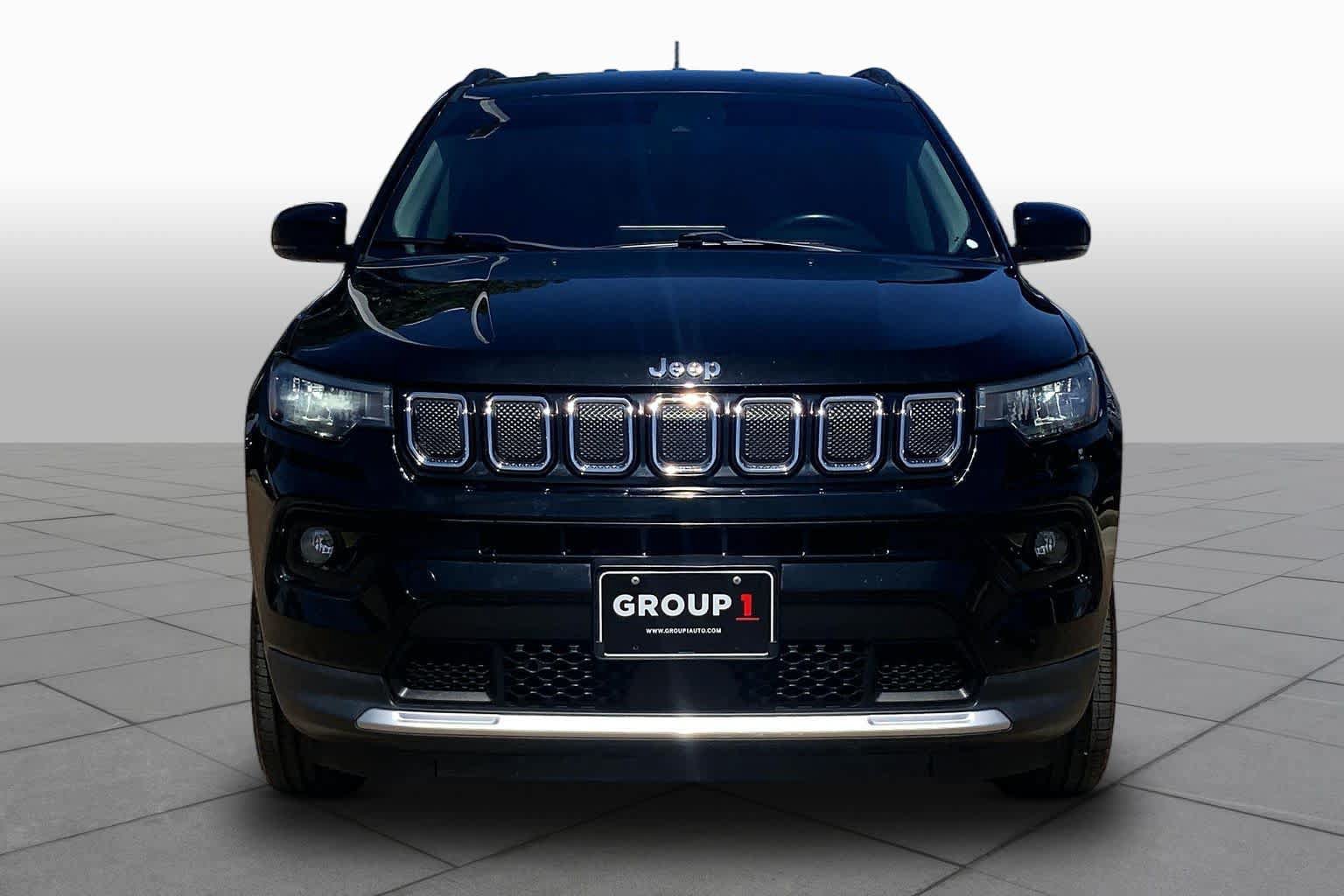 Used 2022 Jeep Compass Limited AWD/4WD image 4