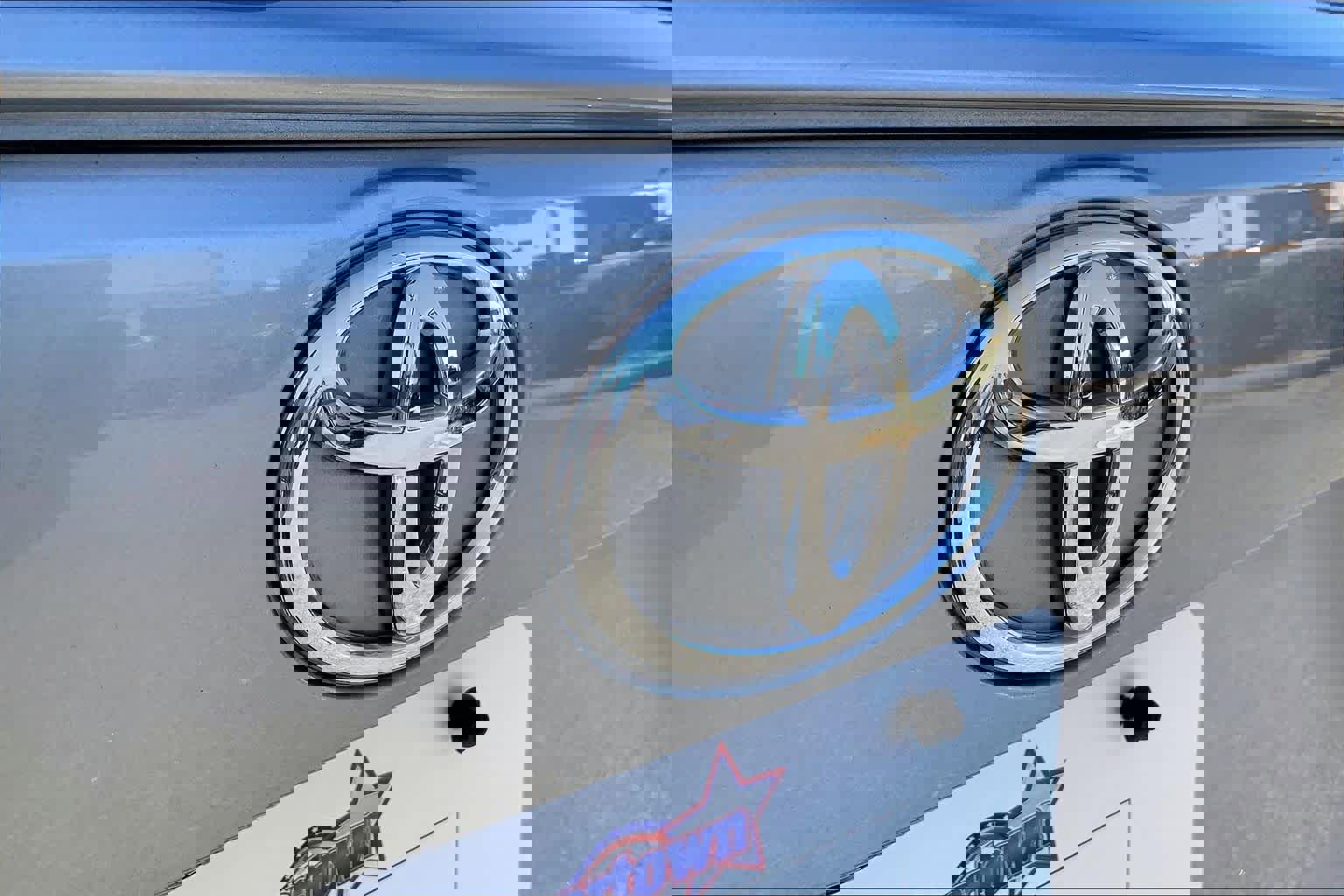 Used 2024 Toyota RAV4 XLE image 9