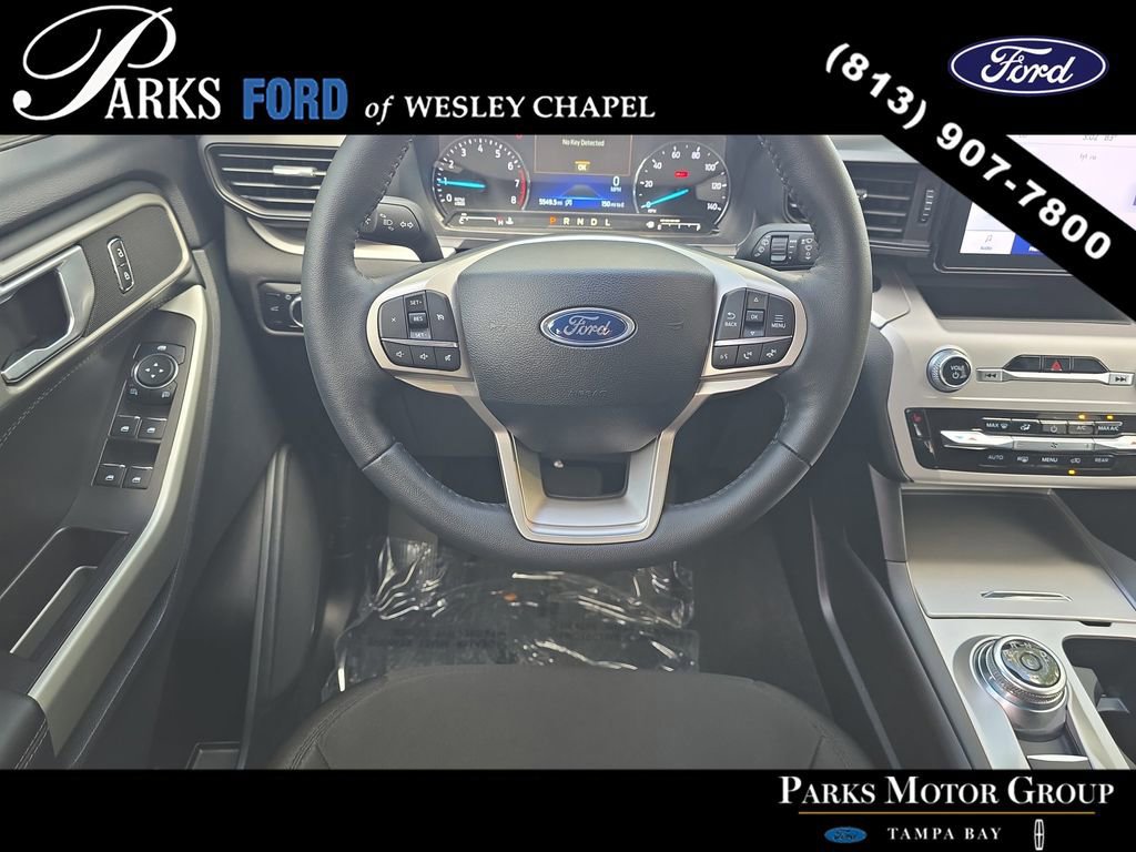 Certified 2024 Ford Explorer XLT image 12