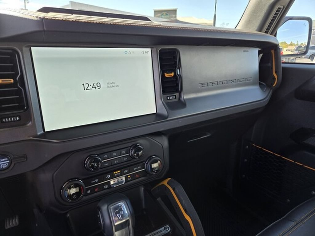 Certified 2024 Ford Bronco Badlands AWD/4WD image 21
