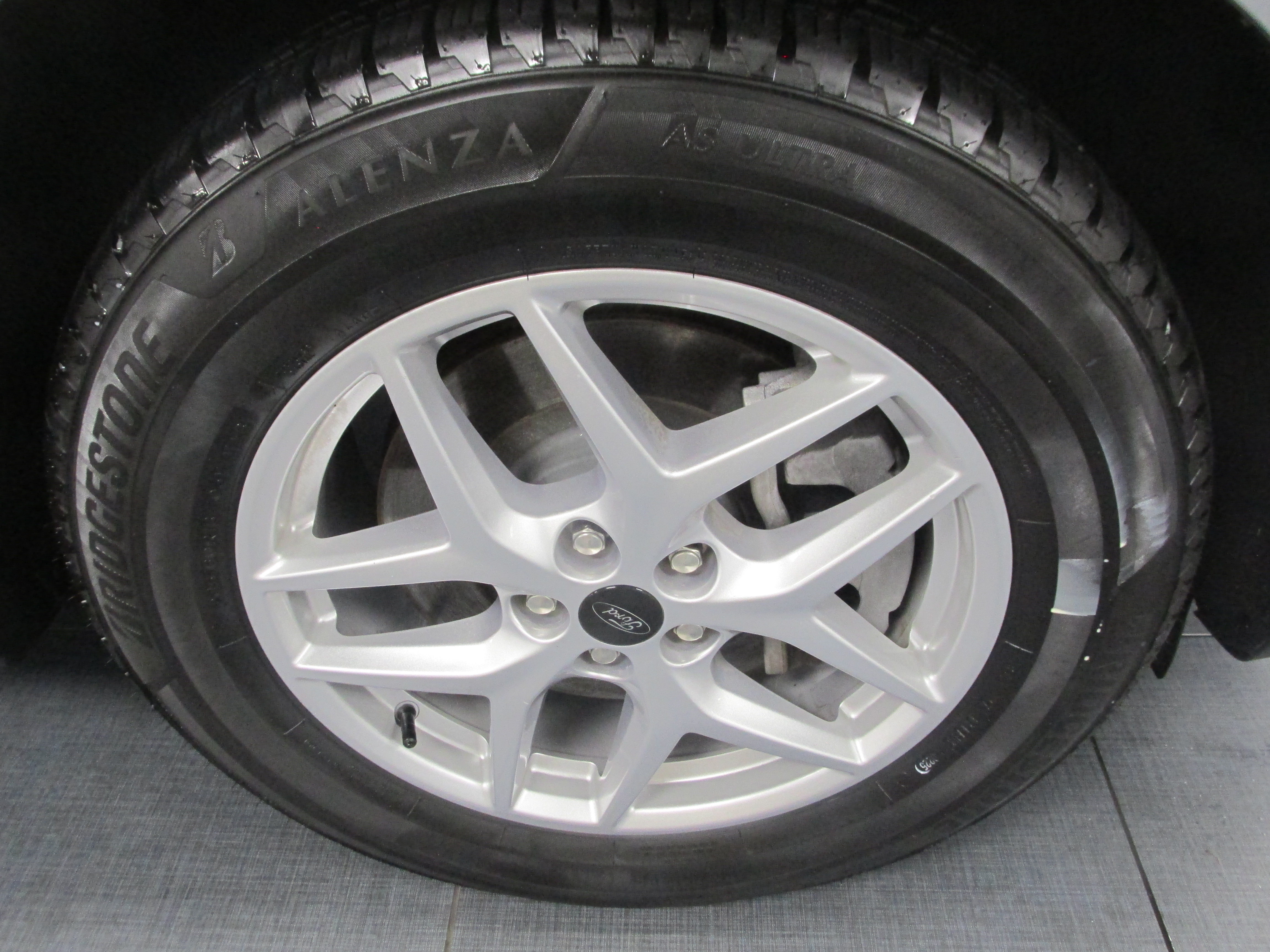 Certified 2024 Ford Edge SEL AWD/4WD image 15