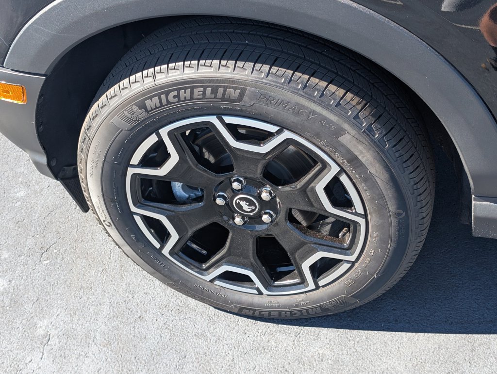 Certified 2025 Ford Bronco Sport Outer Banks w/ Outer Banks Tech Package+ AWD/4WD image 25