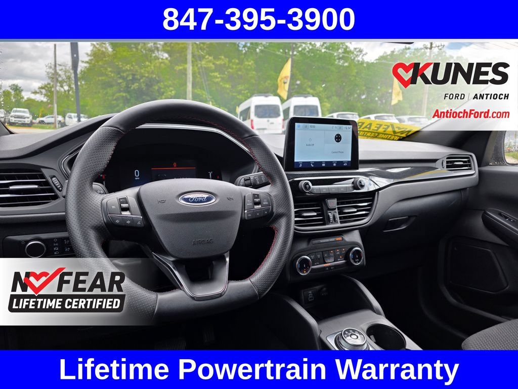 Certified 2025 Ford Escape ST-Line AWD/4WD image 19