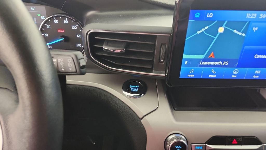 Certified 2022 Ford Explorer XLT w/ Equipment Group 202A image 24