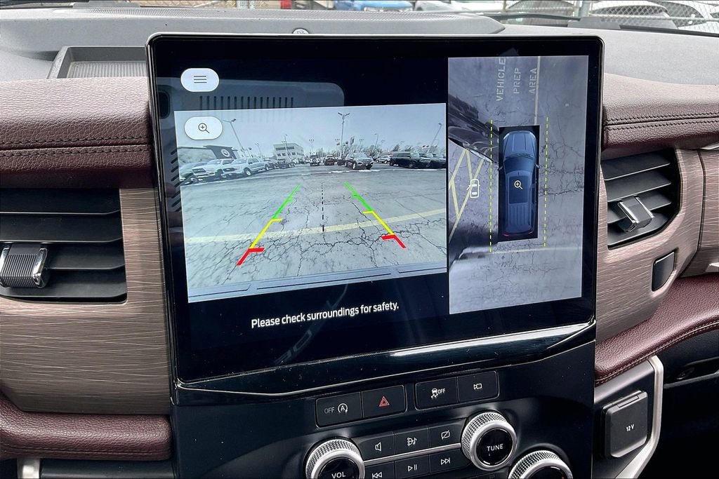 Certified 2024 Ford Expedition Limited image 20