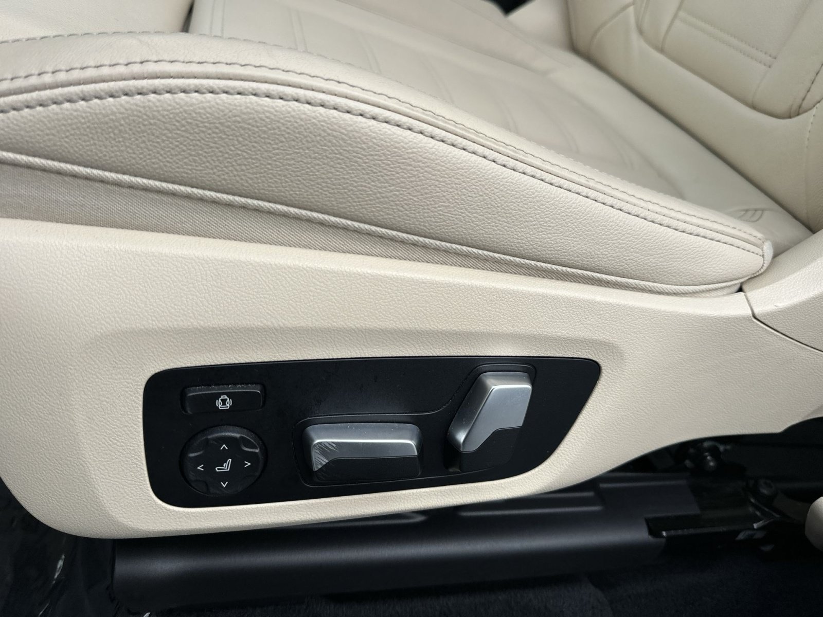 Used 2020 BMW X3 M40i w/ Premium Package AWD/4WD image 22