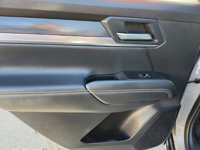 Used 2026 GMC Terrain Elevation w/ Elevation Premium Package FWD image 21