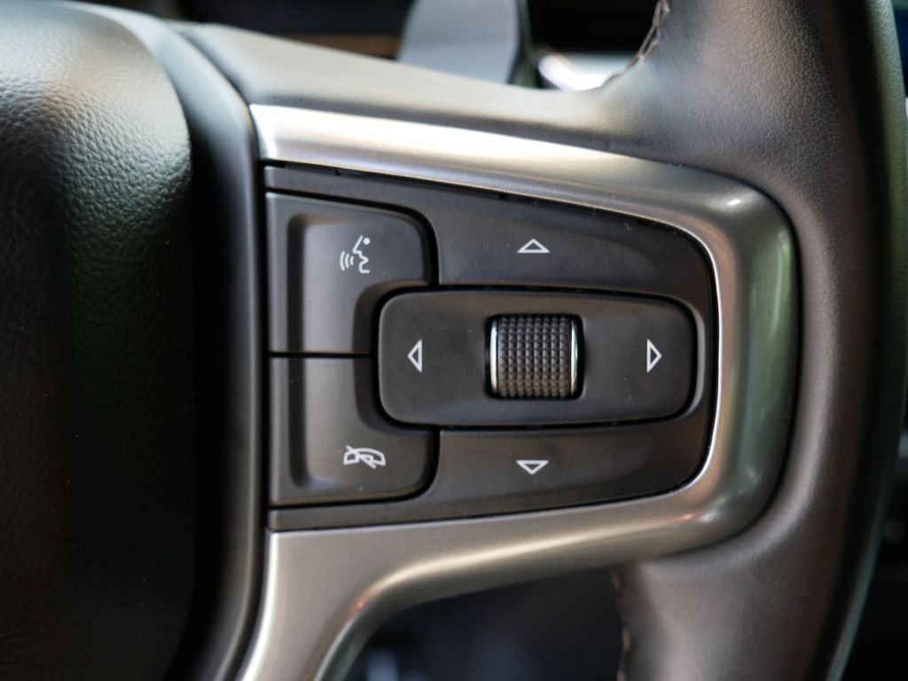 Used 2025 Chevrolet Silverado 1500 LTZ AWD/4WD image 19