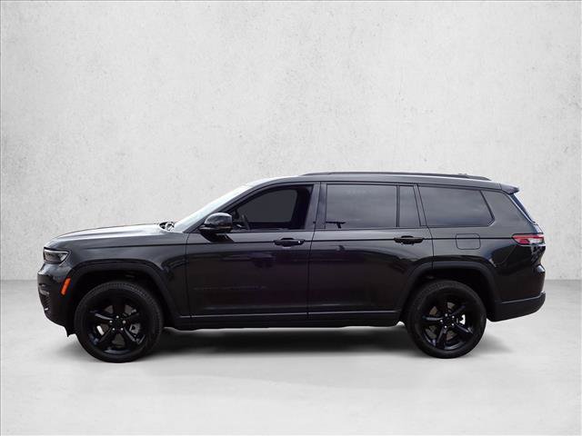 Used 2024 Jeep Grand Cherokee L Limited w/ Black Appearance Package AWD/4WD image 2