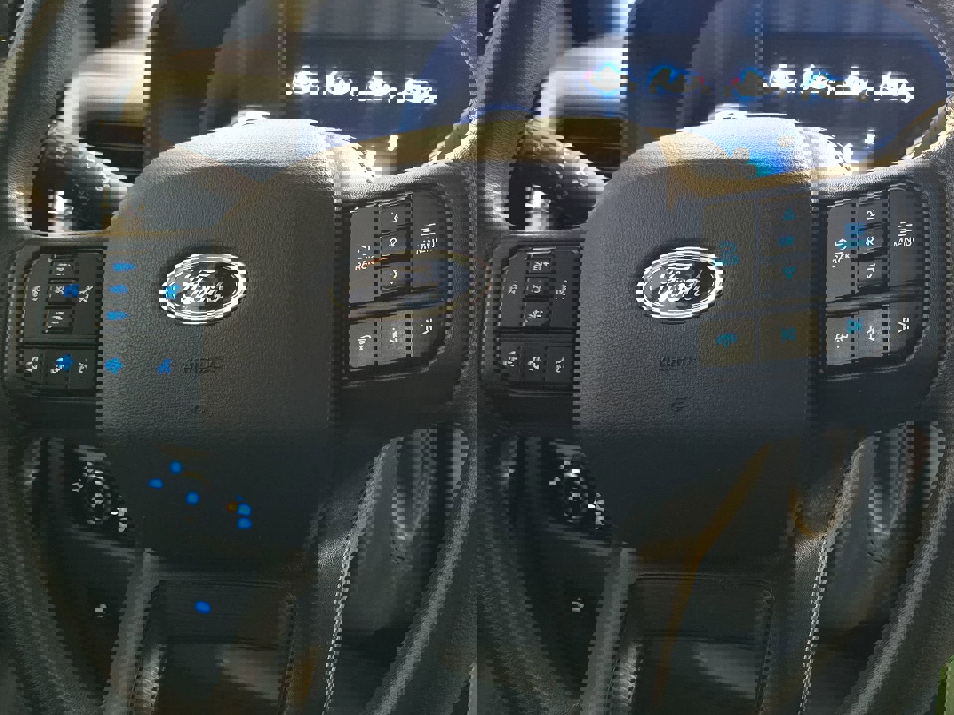 Certified 2023 Ford F250 XLT w/ FX4 Off-Road Package image 13