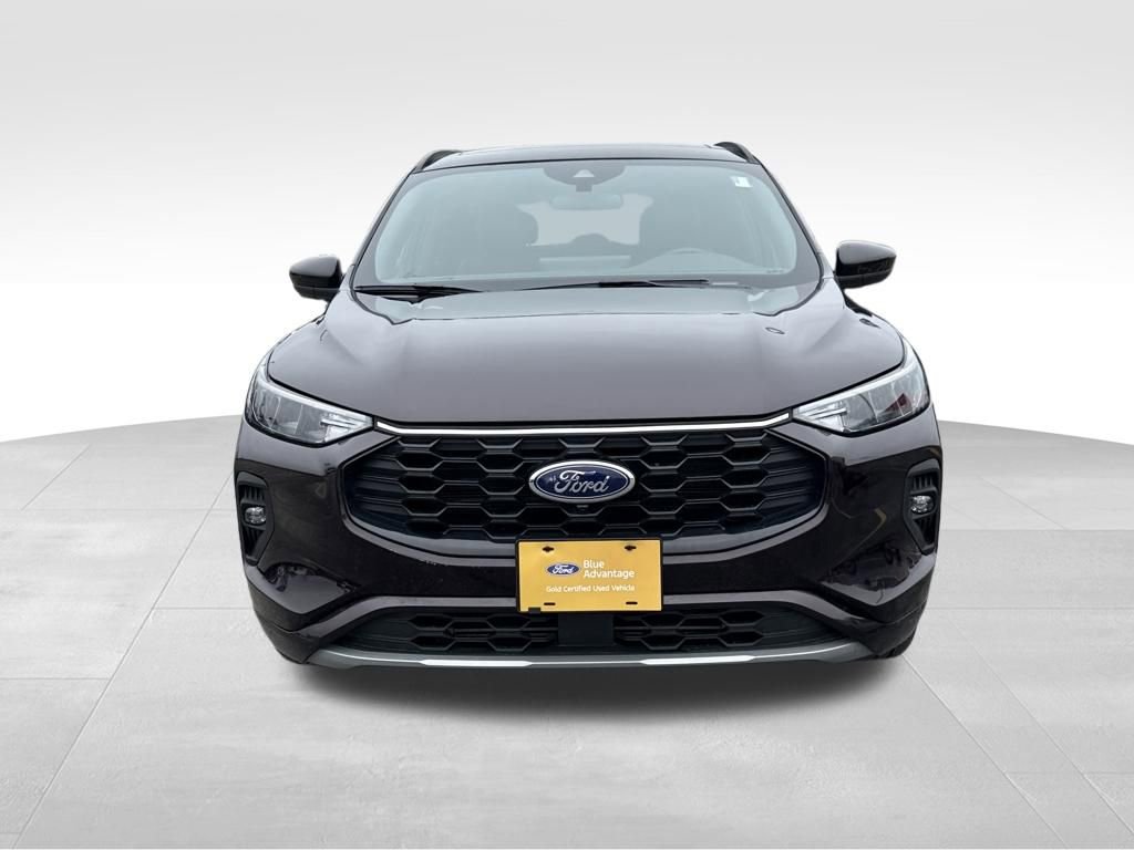 Certified 2023 Ford Escape ST-Line Select w/ Tech Pack #2 image 4