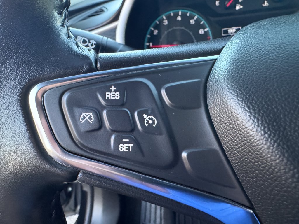 Used 2021 Chevrolet Malibu RS FWD image 12