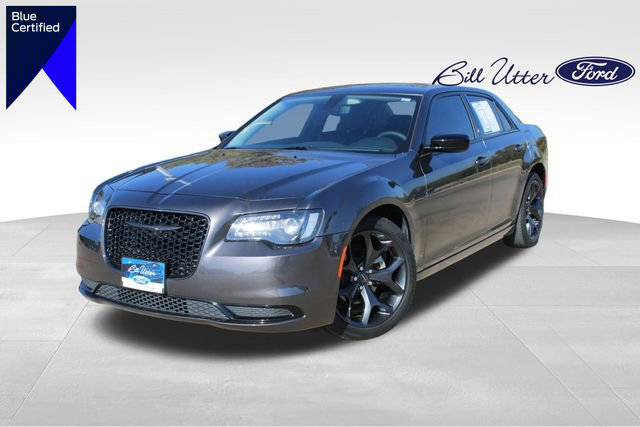 Used 2023 Chrysler 300 Touring w/ Sport Appearance Package video 1