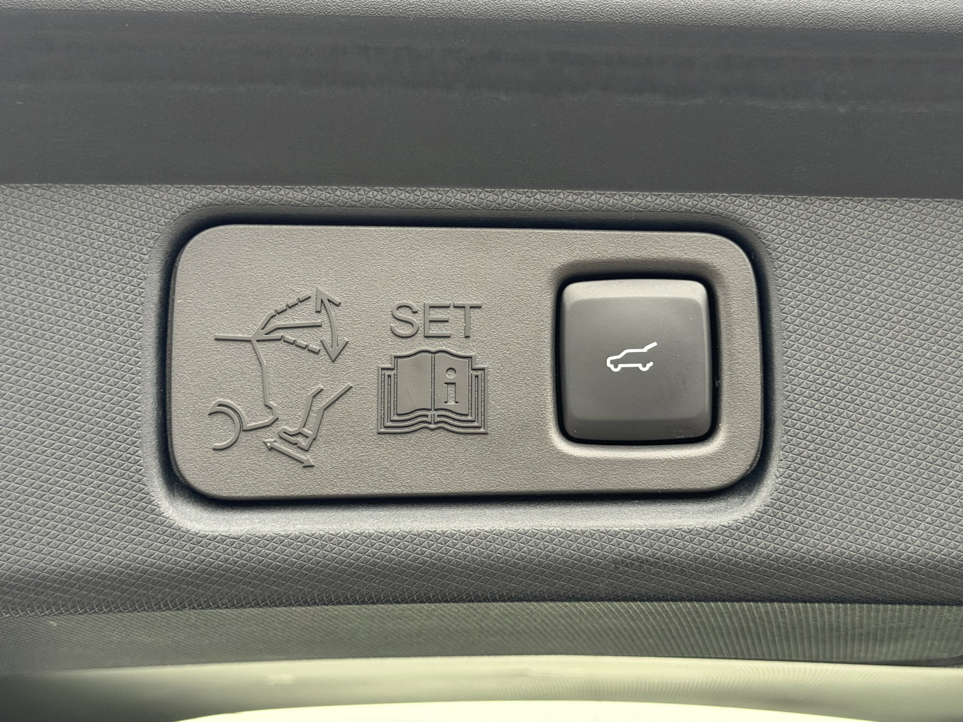 Certified 2023 Ford Mustang Mach-E Premium RWD image 11