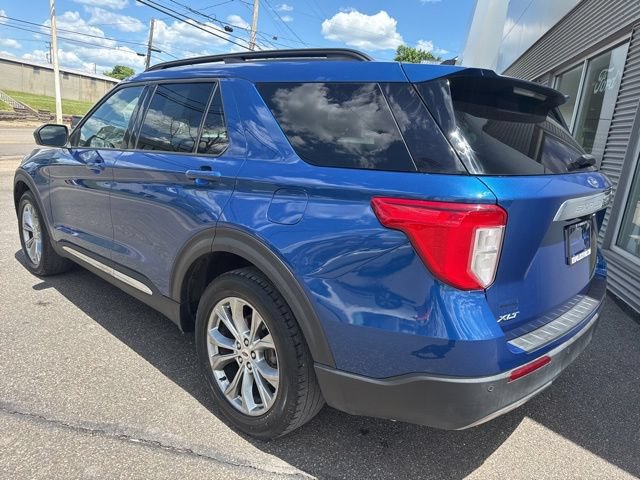 Certified 2022 Ford Explorer XLT w/ Equipment Group 202A AWD/4WD image 8