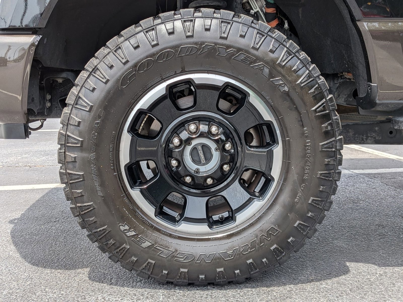 Certified 2025 Ford F350 King Ranch w/ Tremor Off-Road Package AWD/4WD image 22