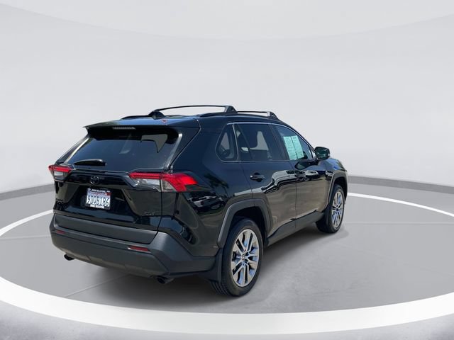Used 2022 Toyota RAV4 XLE Premium FWD image 5