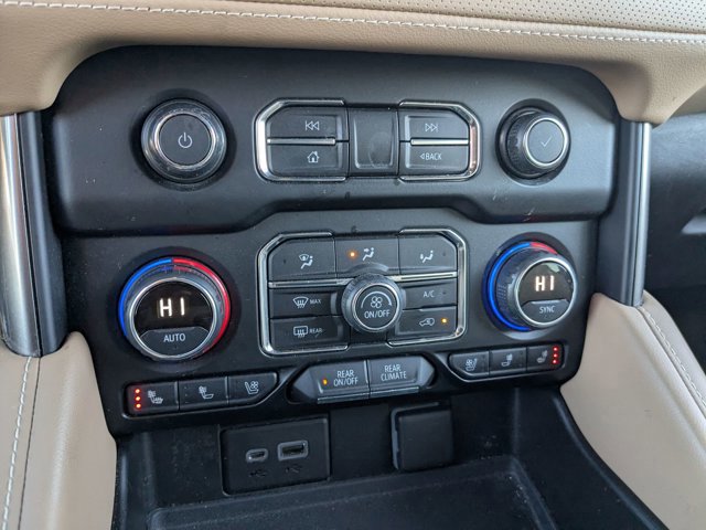 Used 2021 Chevrolet Tahoe Premier w/ Premium Package image 25