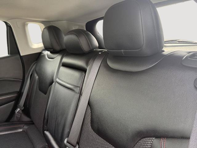 Used 2019 Jeep Compass Trailhawk w/ Cold Weather Group AWD/4WD image 16