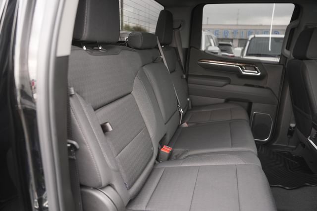 Used 2025 GMC Sierra 1500 Elevation image 16