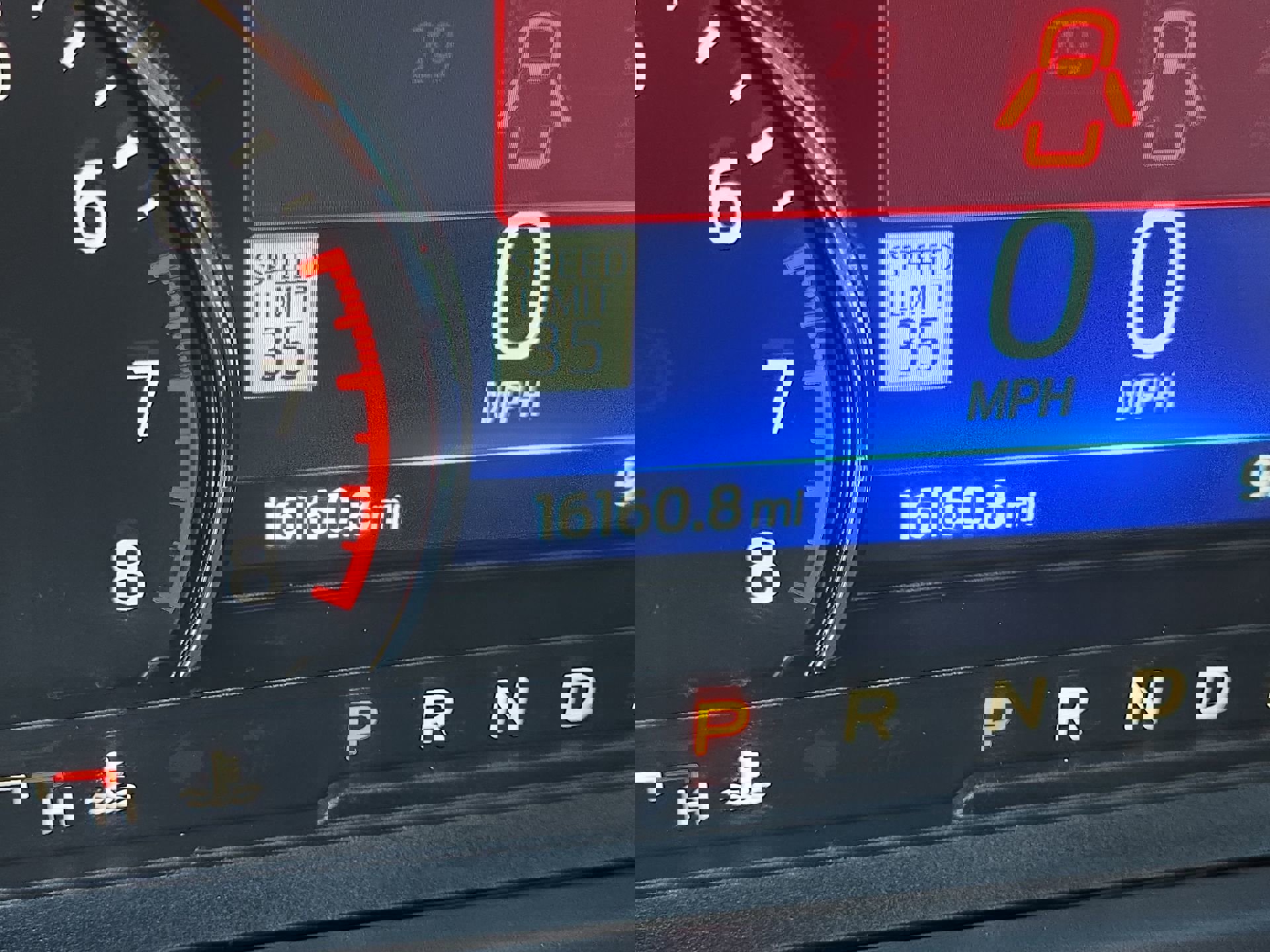 Certified 2023 Ford Explorer XLT w/ Equipment Group 202A image 15