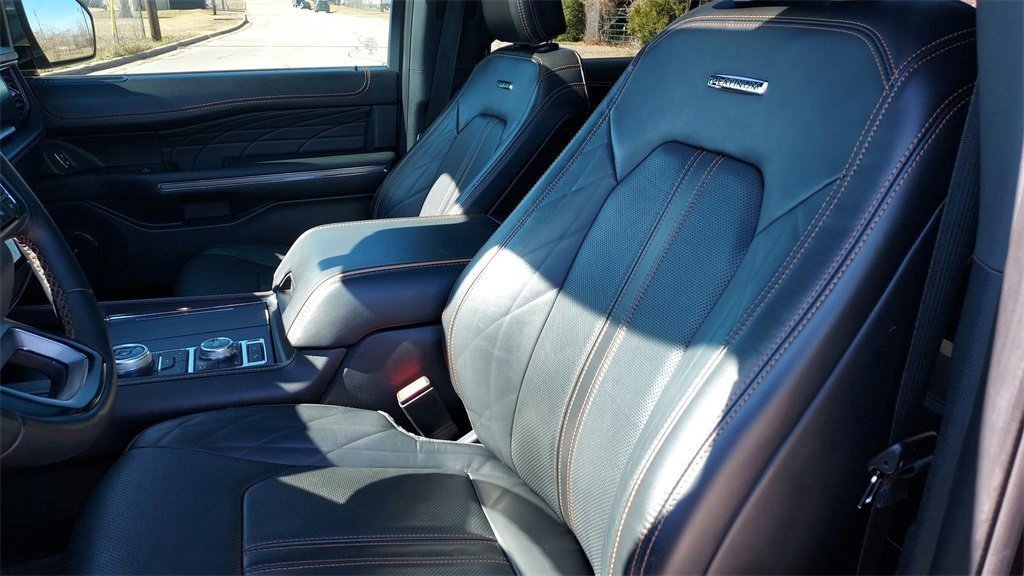 Certified 2022 Ford Expedition Platinum image 22