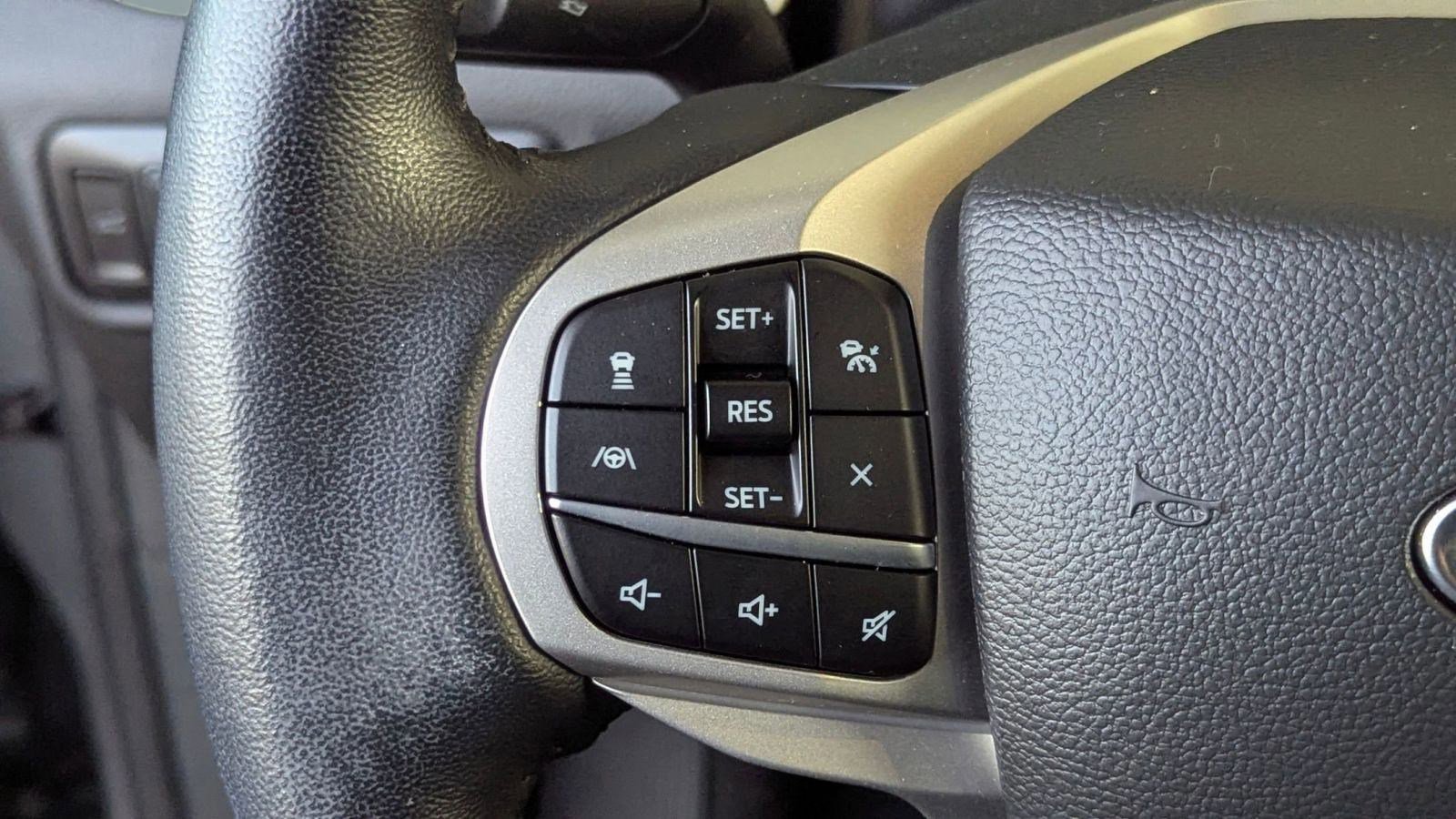 Certified 2022 Ford Explorer XLT w/ Equipment Group 202A image 16