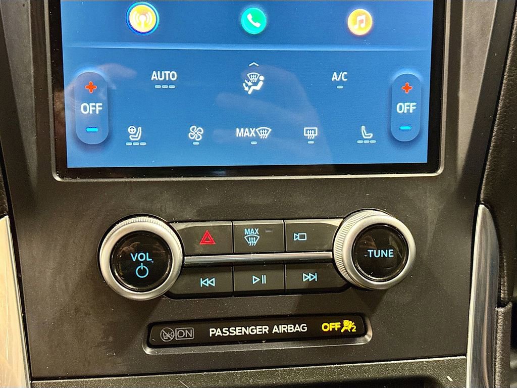 Certified 2024 Ford Edge Titanium image 13