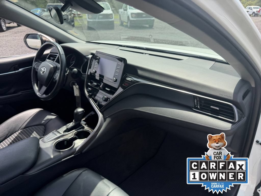 Used 2024 Toyota Camry SE FWD image 19