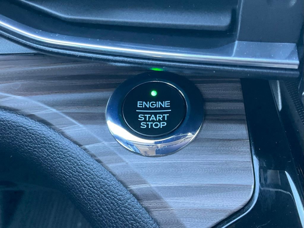 Certified 2021 Ford Explorer Limited w/ Equipment Group 301A image 35