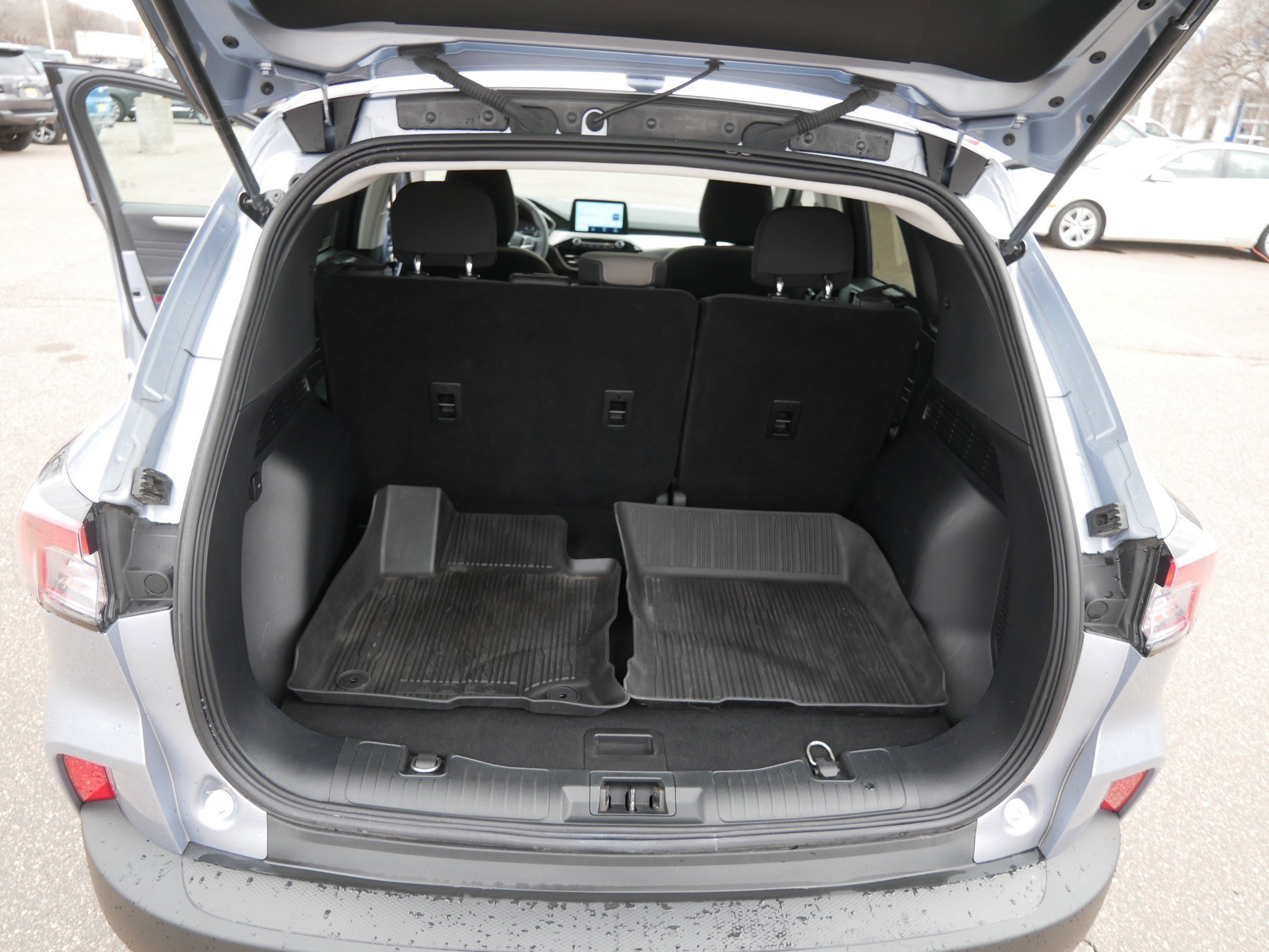 Certified 2022 Ford Escape SE w/ Cold Weather Package image 18