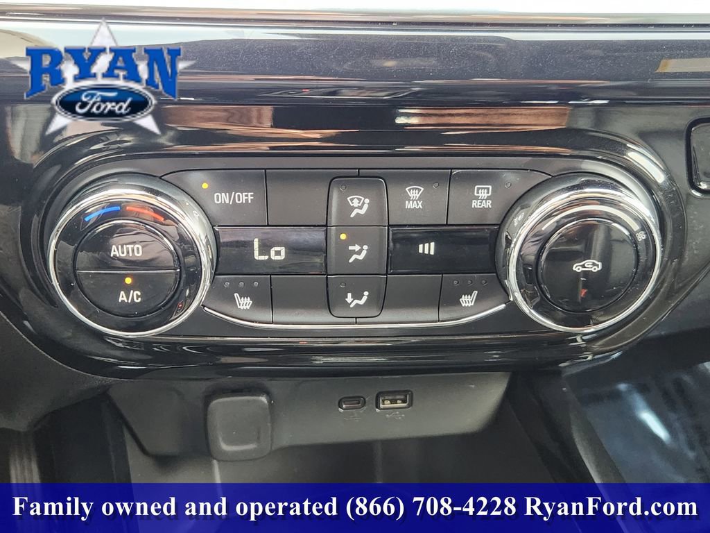 Used 2025 Chevrolet Trax RS w/ Driver Confidence Package image 14