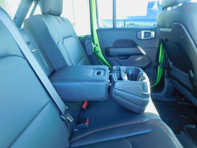 Used 2026 Jeep Wrangler Unlimited Rubicon w/ Safety Group AWD/4WD image 7