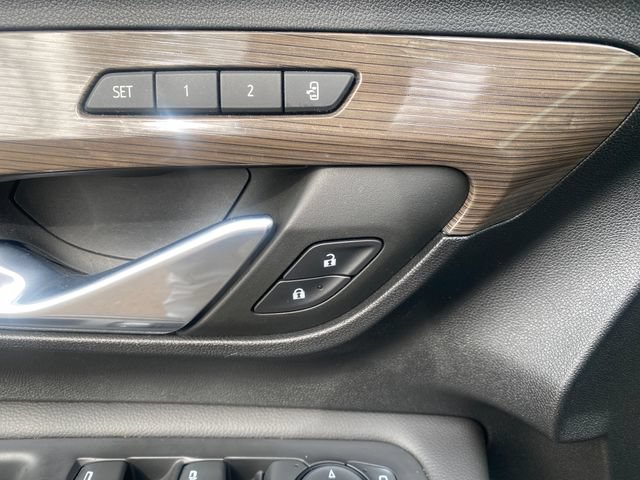 Used 2022 GMC Terrain Denali AWD/4WD image 16
