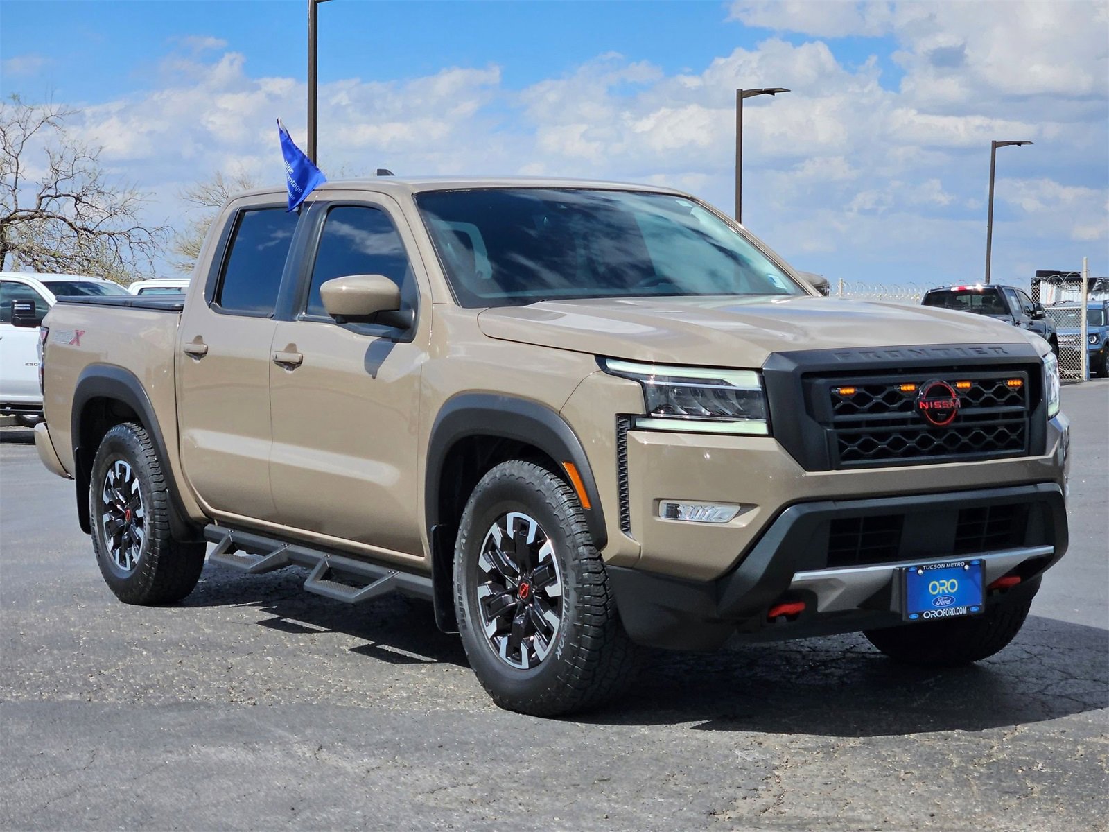 Used 2024 Nissan Frontier Pro-X w/ Pro Convenience Package image 3